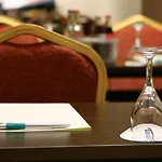 Ξενοδοχείο Grand Palace 4*