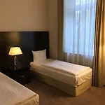 Hotel Grand Palace