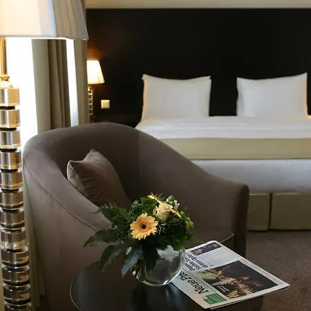 Grand Palace Hotel