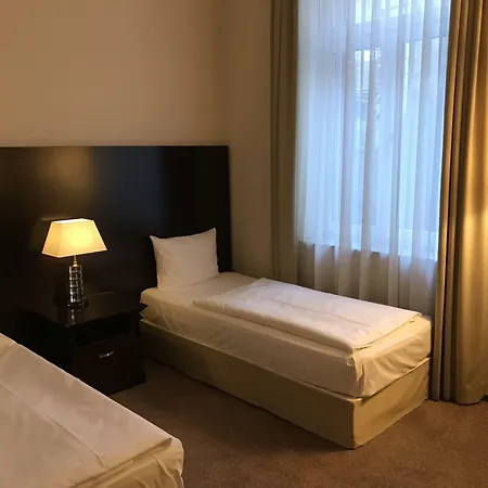 Hotel Grand Palace