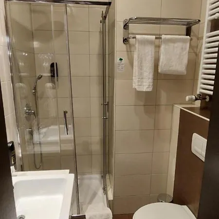 Grand Palace Hotel