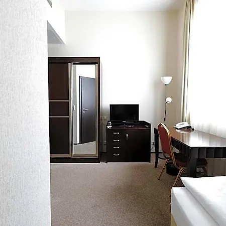 Grand Palace 4*