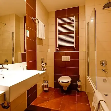 Grand Palace 4*
