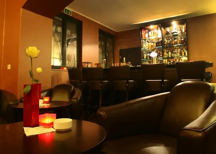 מלון Grand Palace 4*